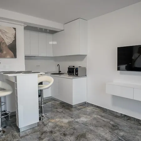 Aleyna Apartment